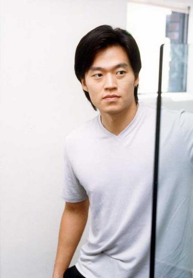 Lee Seo Jin Picture